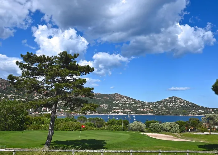 Le Village - C4 323 By Interhome Saint-Raphael (Var)